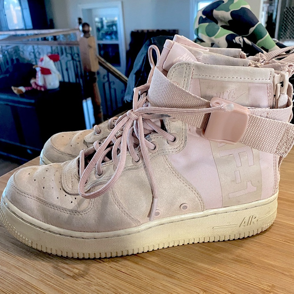 Womens SF air force 1 mid «Particle Beige» used